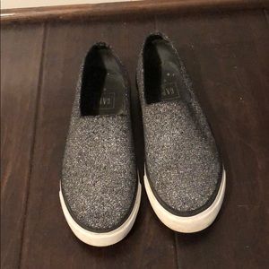 Black gap shoes